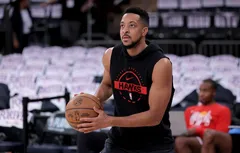 Les Hawks tiennent à CJ McCollum
