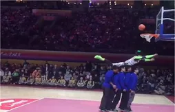 Shaqtin A Fool : Stephon Marbury se moque d’un dunkeur