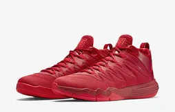 Chaussures : Chris Paul et LeBron James en rouge pour le Nouvel an chinois