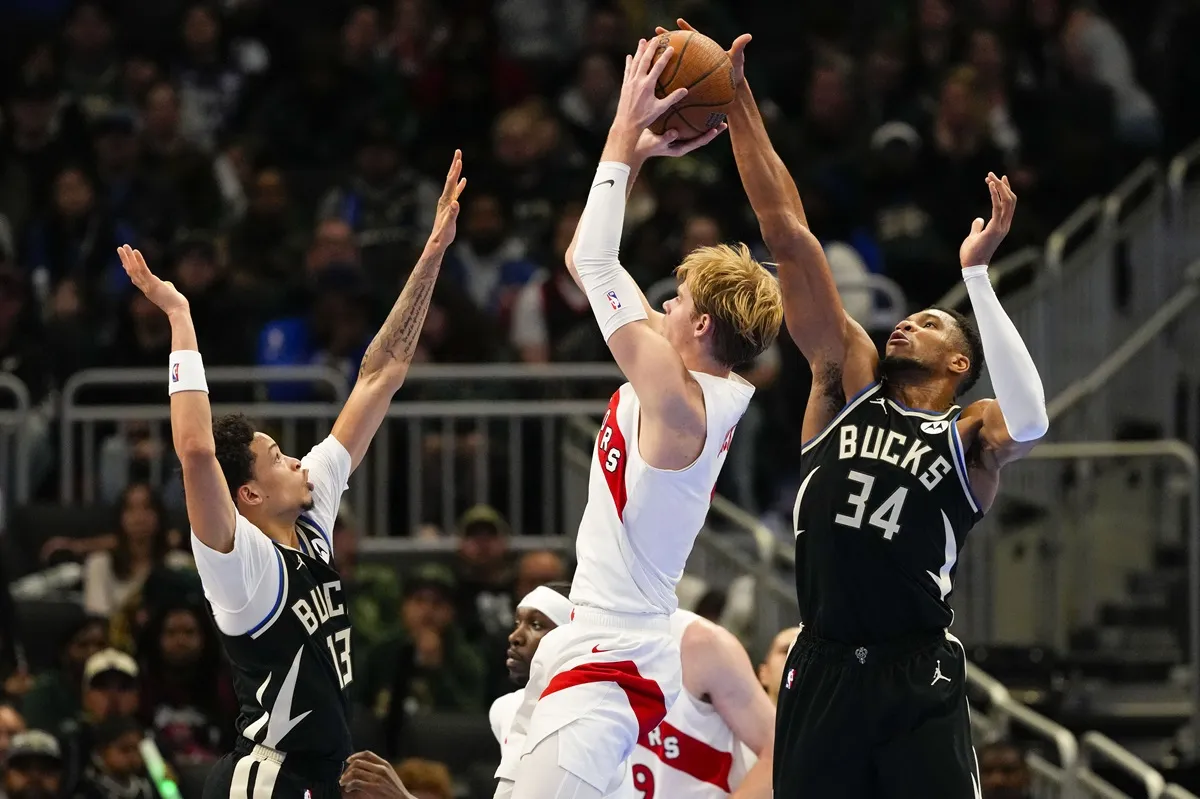Giannis Antetokounmpo Bucks