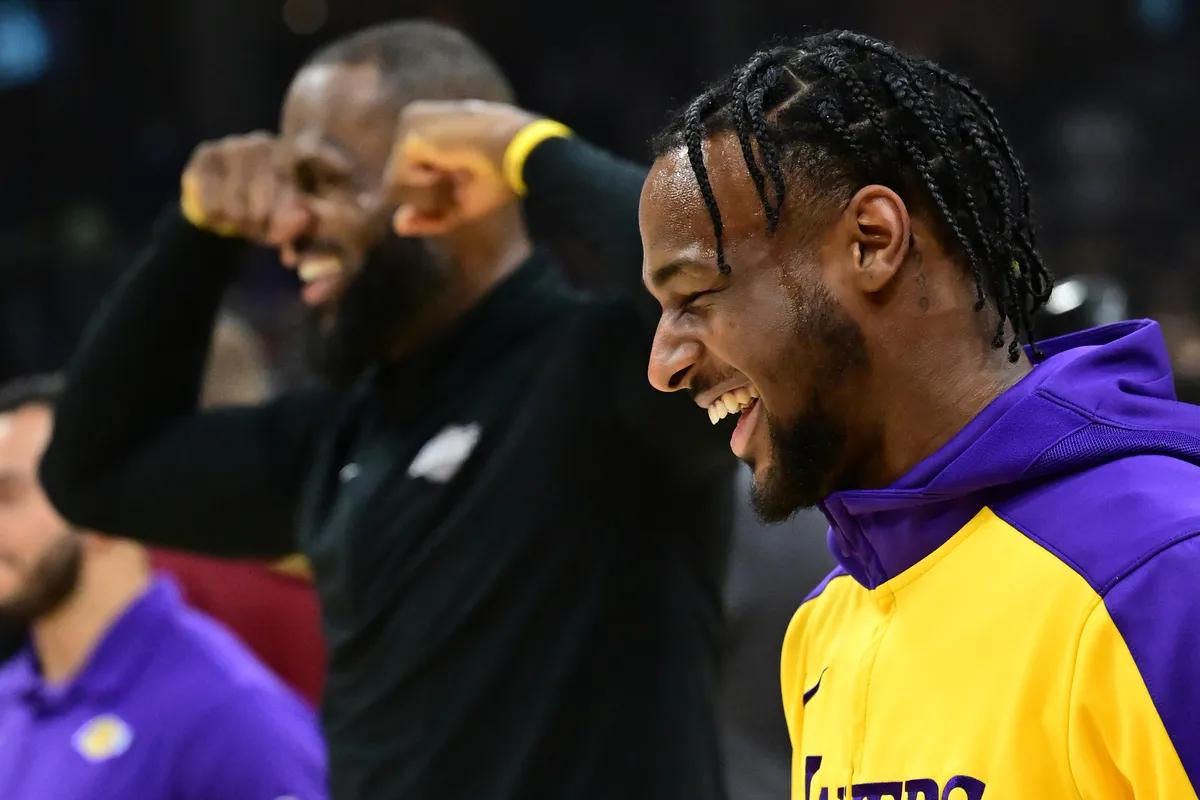 Bronny et LeBron James