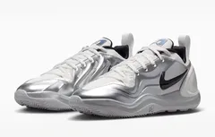 La Nike A’Two « Mirrored » fait le doublé