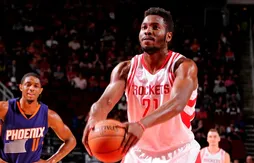 Spécialiste du lancer-franc à la cuillère, Chinanu Onuaku intéresse quatre franchises NBA