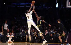 Malgré le retour de Stephen Curry, les Lakers arrachent un précieux succès face aux Warriors