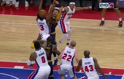 Marcus Morris et Andre Drummond testent la résistance de LeBron James