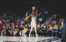 Derrière une Jonquel Jones record, le New York Liberty enchaîne face aux Las Vegas Aces