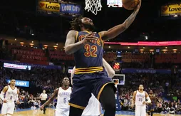 Derrick Williams file en Chine