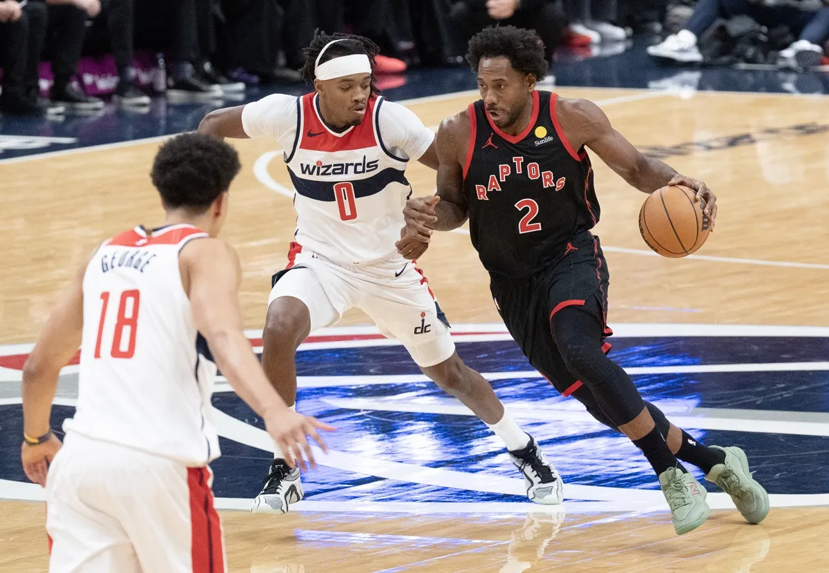Kawhi Leonard déjà à l'arrêt