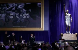 Les Lakers dévoilent la première des trois (!) statues de Kobe Bryant