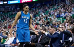 Les Wolves explosent le Jazz !