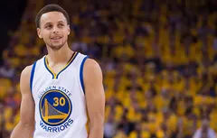 Les images de la routine de Stephen Curry avant chaque match