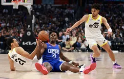 Au fond du banc des Clippers, Kobe Brown prend son mal en patience