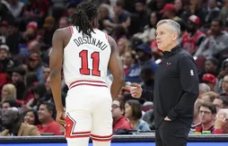 Le tir à mi-distance « interdit » aux Bulls ? Billy Donovan répond à Ayo Dosunmu