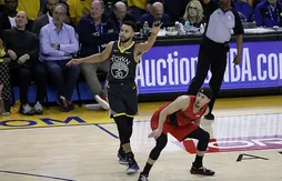 Le MVP de la nuit : la défense change, Stephen Curry reste brillant