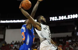 À San Antonio, Jonathon Simmons se met trop la pression