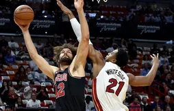 Robin Lopez veut rester avec les jeunes Bulls