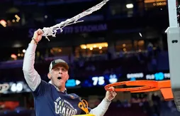 Dan Hurley refuse l’offre des Lakers et reste à UConn !