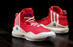 Adidas : deux nouveaux coloris pour la J Wall 1