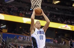 Le Top 10 de la nuit : des dunks, des dunks, et encore des dunks !