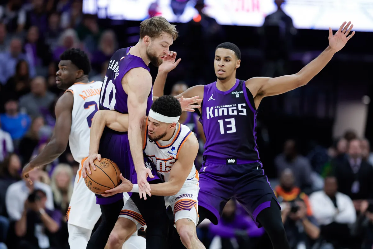 Les Kings enfoncent les Suns