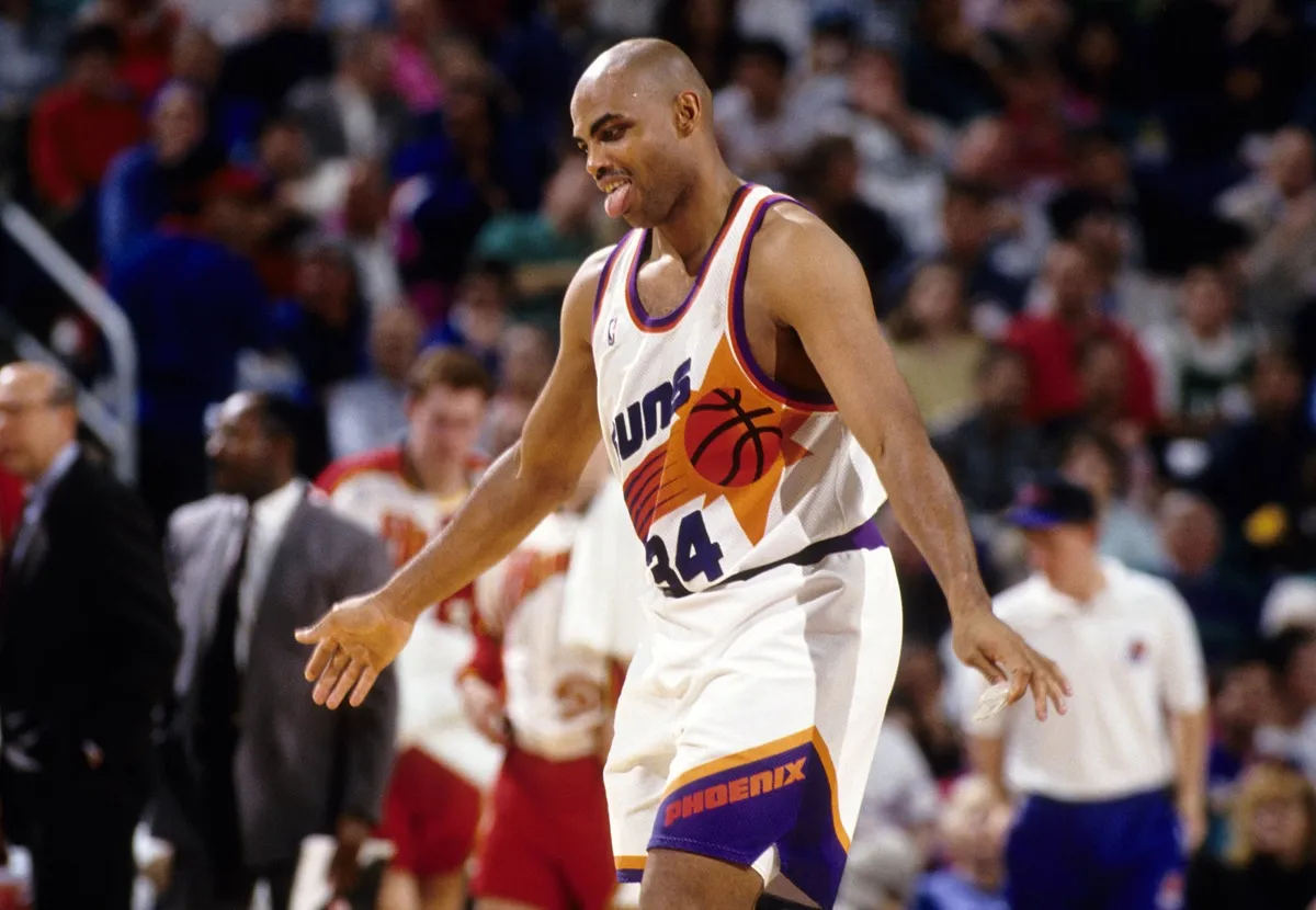 Le 20 mai 1993, Charles Barkley envoie David Robinson et les Spurs en vacances