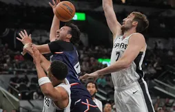 Luke Kornet et Victor Wembanyama, les nouvelles « Twin Towers » des Spurs