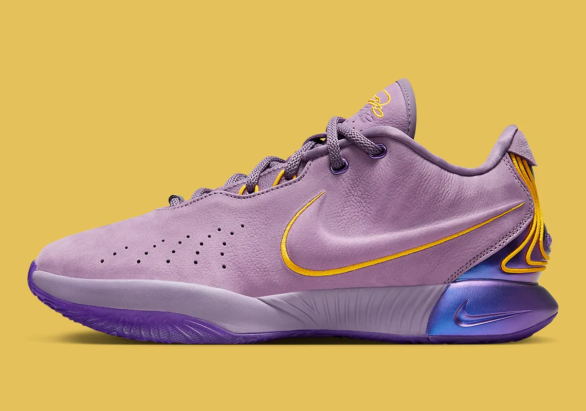 LeBron 21 Purple Rain