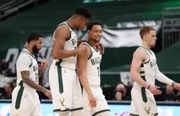 Les nouveaux Bucks apprennent à jouer avec une cible dans le dos