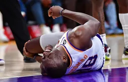 Les Suns perdent deux joueurs au pire moment
