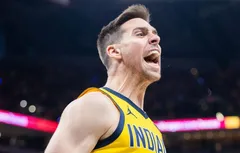 TJ McConnell re-signe pour quatre ans chez les Pacers