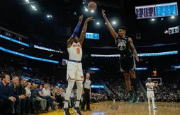 Les Knicks remportent la bataille des cancres en prolongation !