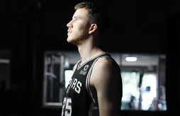 San Antonio : trois ans de plus pour Jakob Poeltl