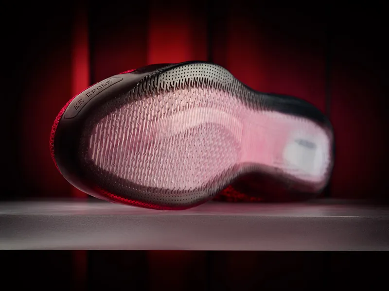 15-590_Kobe_11_Detail_C-01_51094