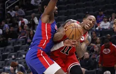 Les arbitres protègent moins les attaquants, et les Bulls apprécient