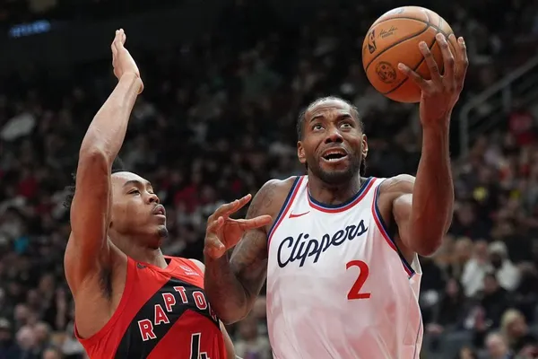 Kawhi Leonard prêt à être le lieutenant de Scottie Barnes