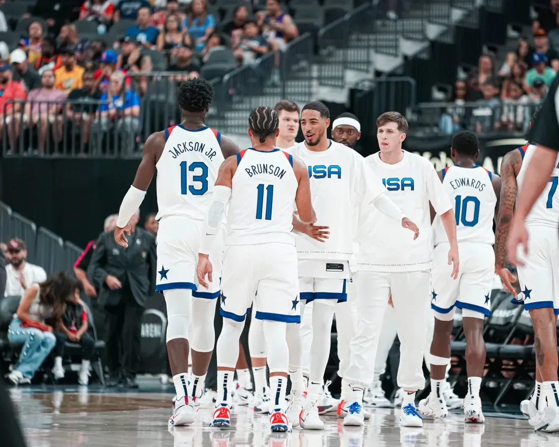 grant hill séduit par les jeunes de team usa