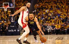 Dillon Brooks accusé de viser le pouce meurtri de Stephen Curry…