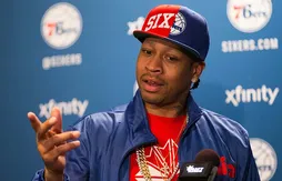 Allen Iverson tacle à la gorge Tim Hardaway