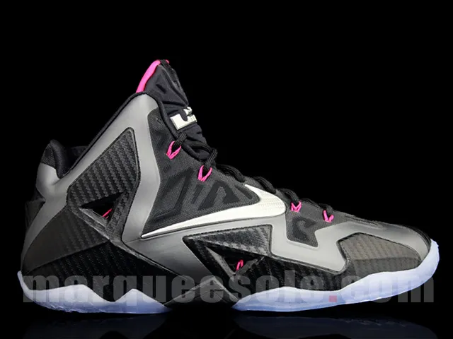 lebron-11-carbon-fiber-1