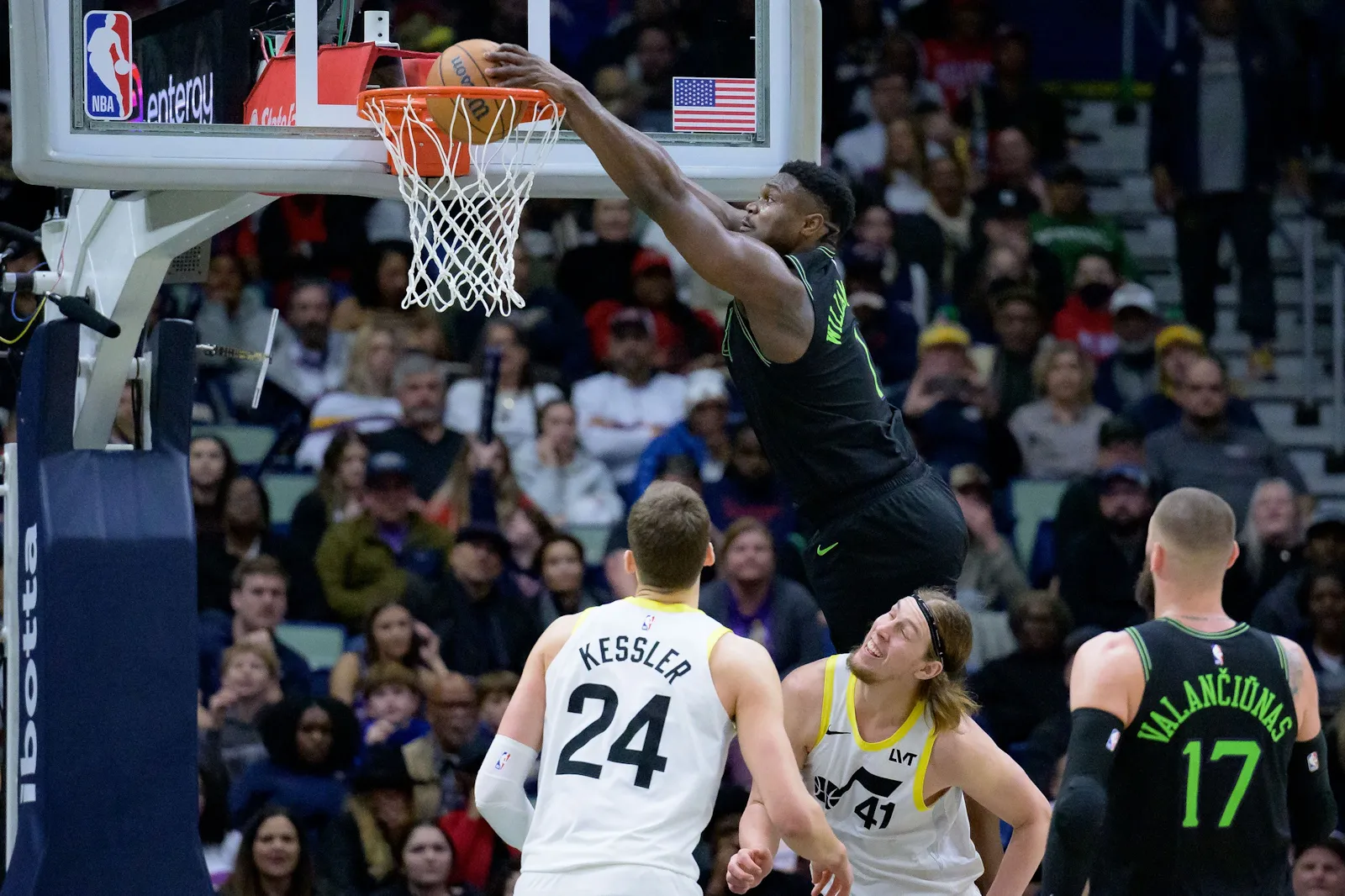 zion williamson (pelicans)