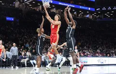 Les Hawks maîtrisent les Nets mais perdent Trae Young