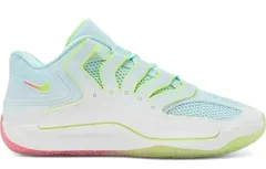 La KD 18 « Christmas Gifted » arrive en trombe
