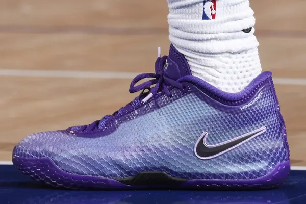 La LeBron 24 attaque fort