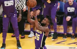 Reggie Bullock en prend un cou