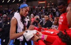 Angel Reese salue la sanction de la WNBA contre Sandy Brondello