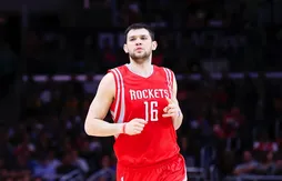 Kostas Papanikolaou finira la saison chez les Nuggets