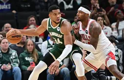 Giannis Antetokounmpo marche encore sur les Bulls