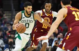 Toujours fâché avec son tir, Jayson Tatum s’accroche