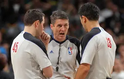 À huis clos, joueurs, coaches et arbitres vont devoir surveiller leur langage…