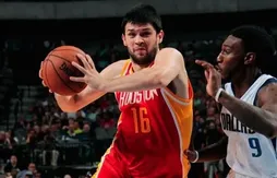 Kostas Papanikolaou ajoute sa patte à l’attaque des Houston Rockets